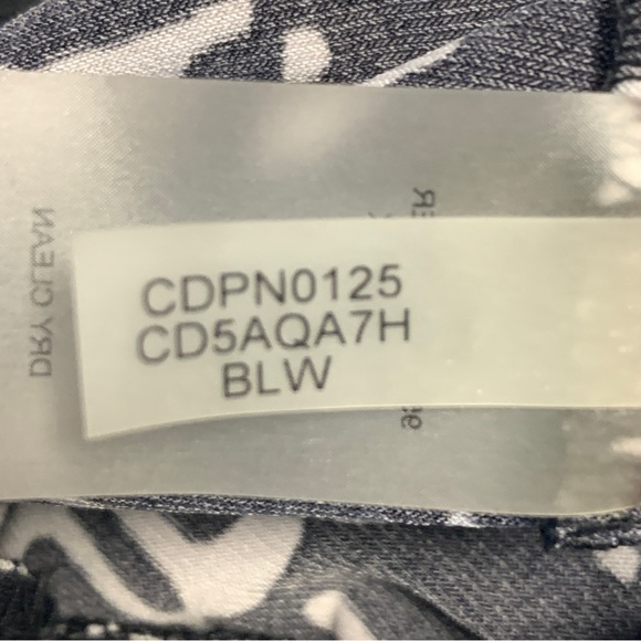 Calvin Klein Black White Abstract Sleeveless Jumpsuit - Picture 11 of 13